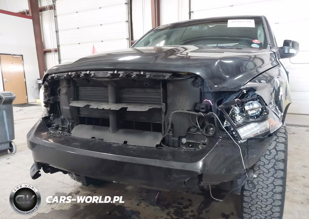 2016 Ram 1500 Sport VIN:1C6RR7MT8GS196429 - 17