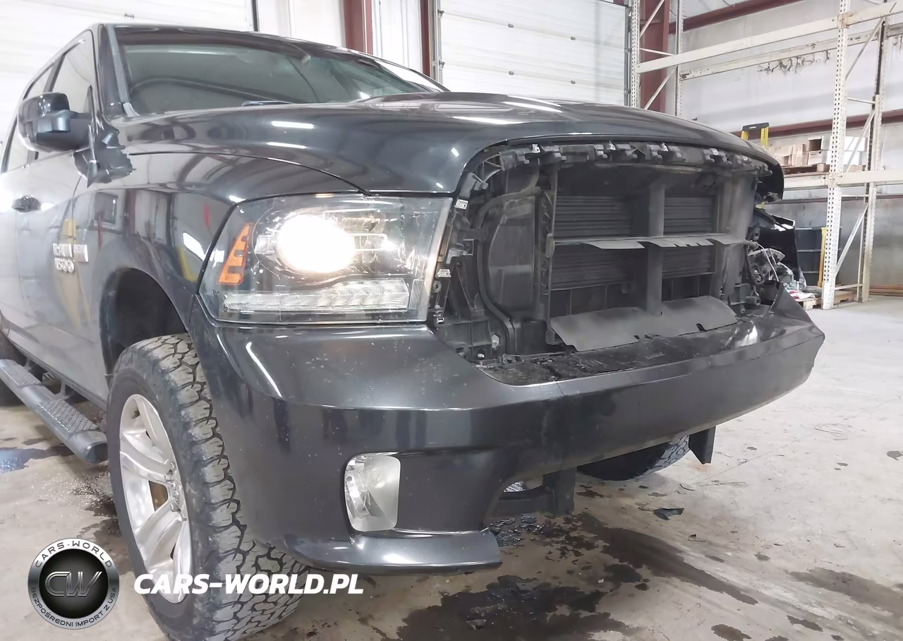 2016 Ram 1500 Sport VIN:1C6RR7MT8GS196429 - 18