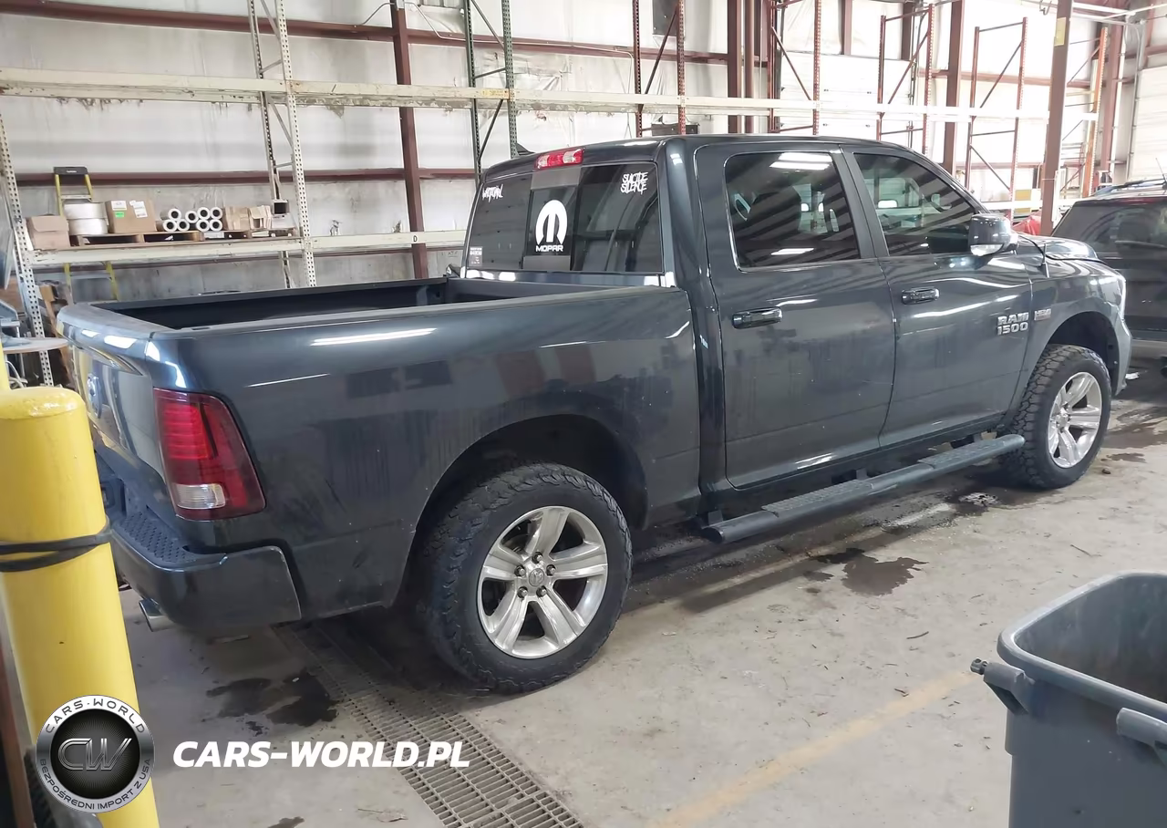 2016 Ram 1500 Sport VIN:1C6RR7MT8GS196429 - 4
