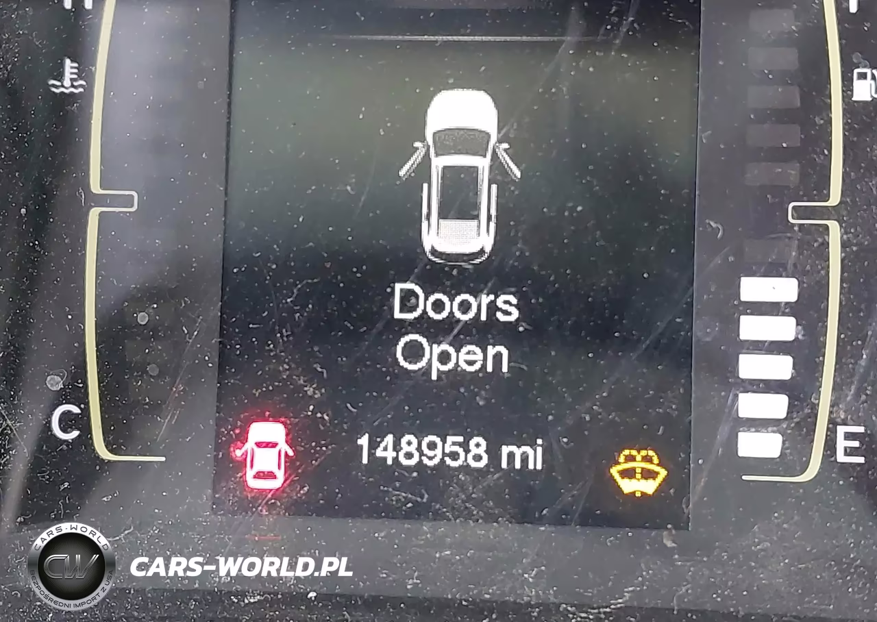 2015 Jeep Cherokee Latitude VIN:1C4PJLCB0FW671412 - 7