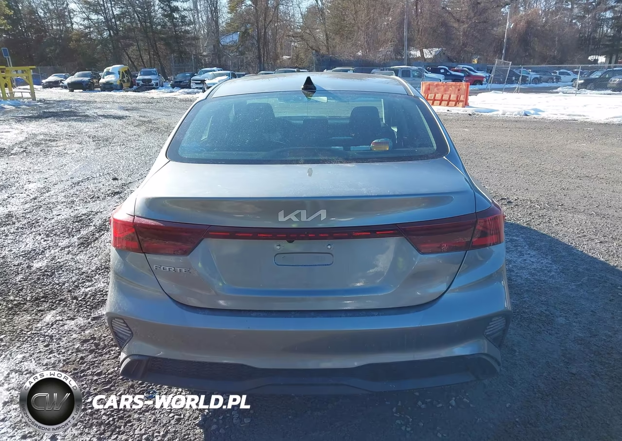2023 Kia Forte Lxs VIN:3KPF24ADXPE588276 - 15