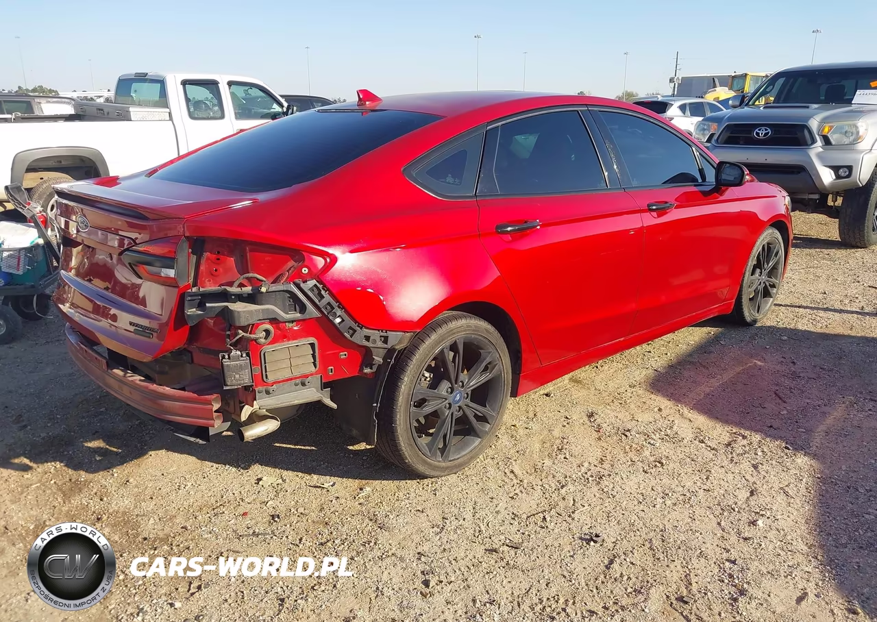 2020 Ford Fusion Titanium VIN:3FA6P0K95LR113681 - 4