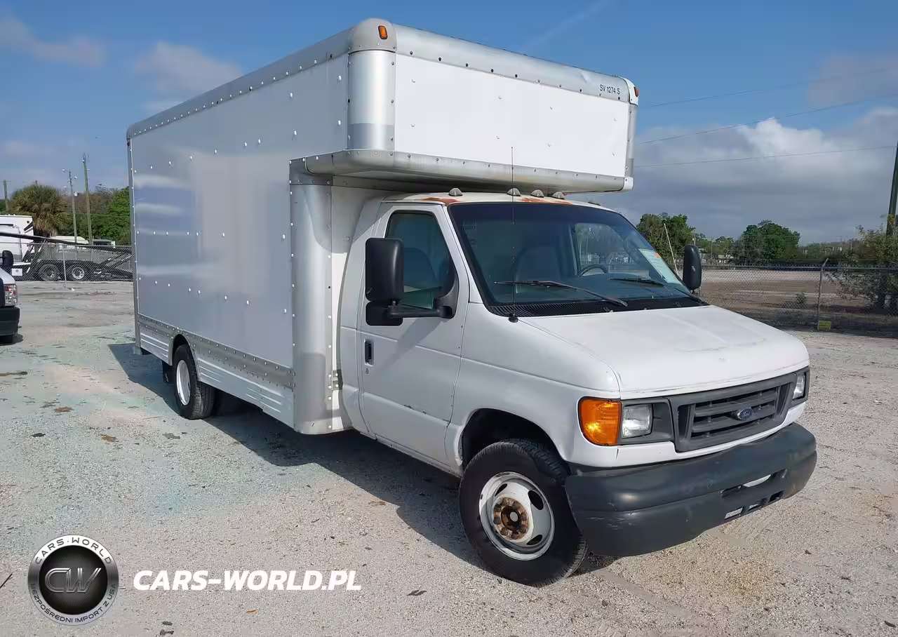 2006 Ford E-450 Cutaway