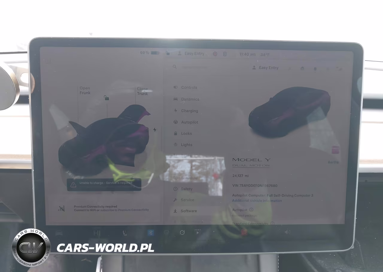 2022 Tesla Model Y Performance Dual Motor All-Wheel Drive VIN:7SAYGDEF0NF567680 - 7