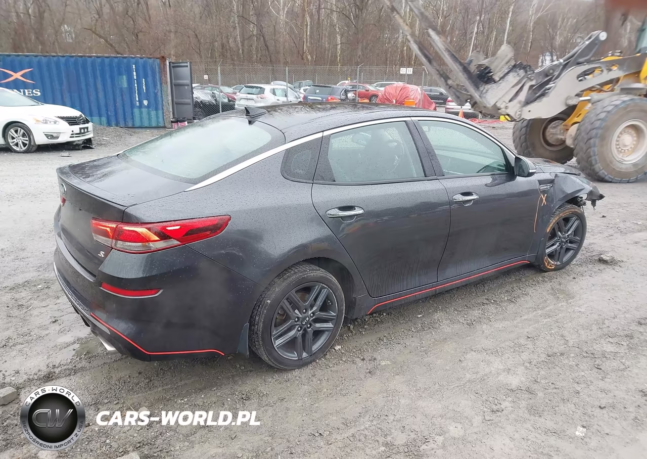 2019 Kia Optima S VIN:5XXGT4L35KG322542 - 4