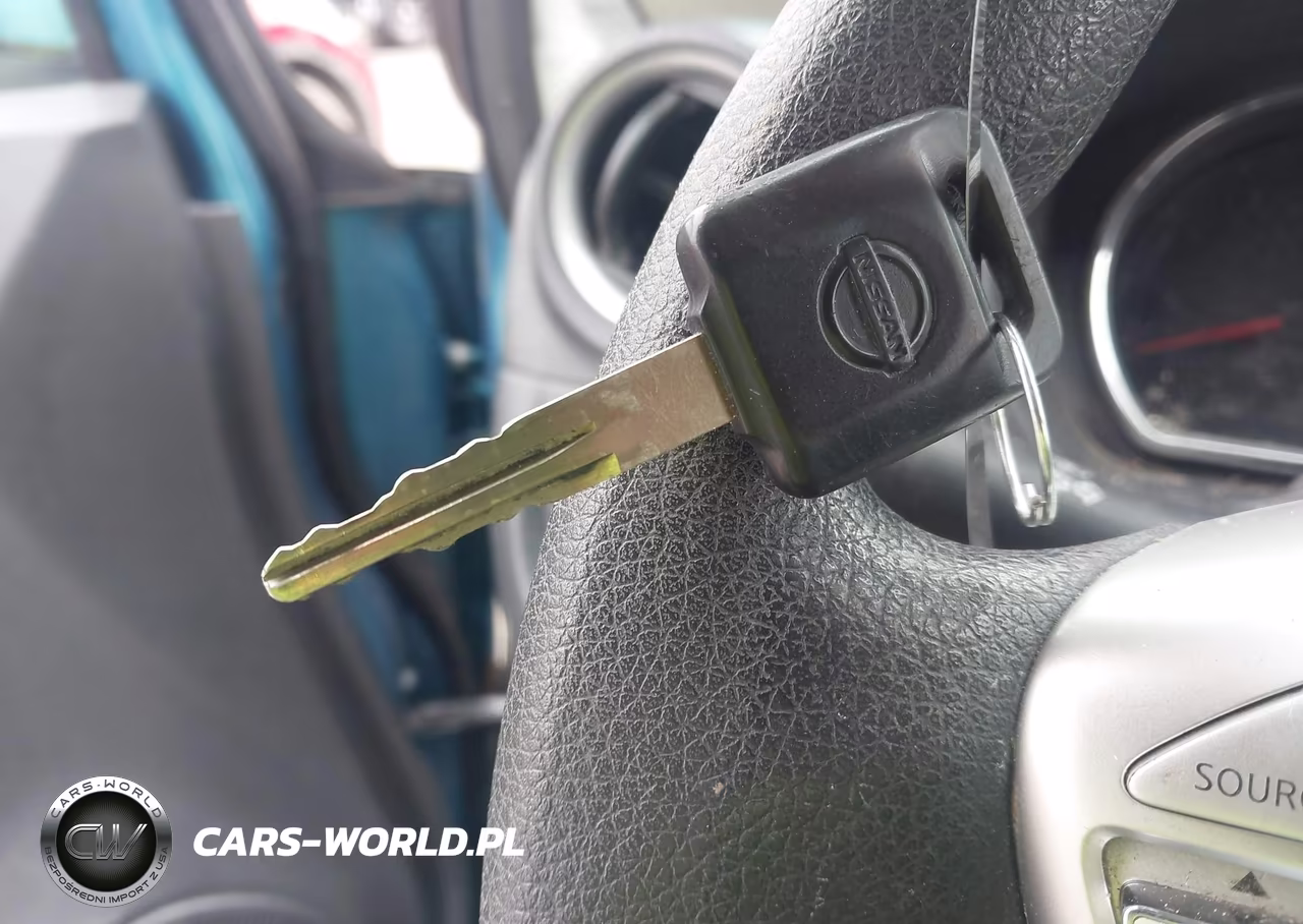 2016 Nissan Versa Note S Plus VIN:3N1CE2CPXGL370424 - 11