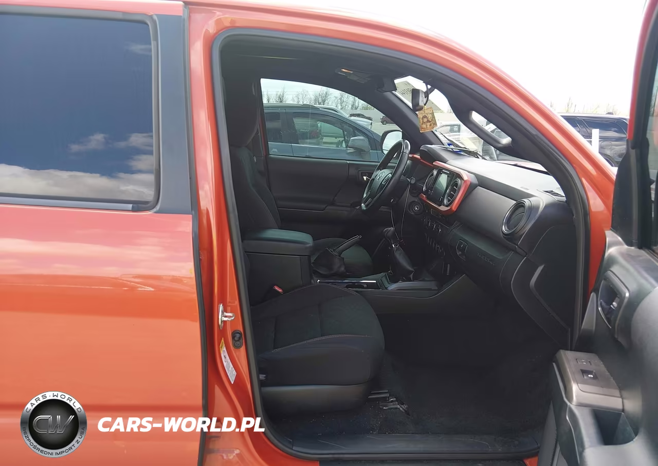 2017 Toyota Tacoma Trd Sport VIN:5TFCZ5AN3HX048797 - 5