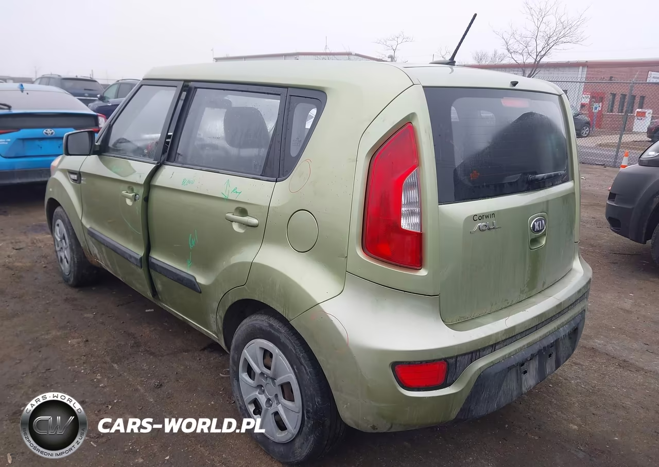 2013 Kia Soul VIN:KNDJT2A57D7576683 - 3