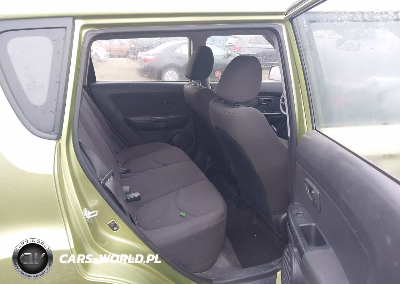2013 Kia Soul VIN:KNDJT2A57D7576683 - 8