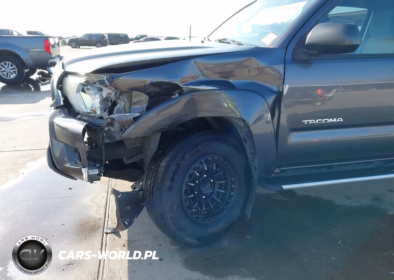 2012 Toyota Tacoma Prerunner V6 VIN:5TFJU4GN9CX024830 - 6