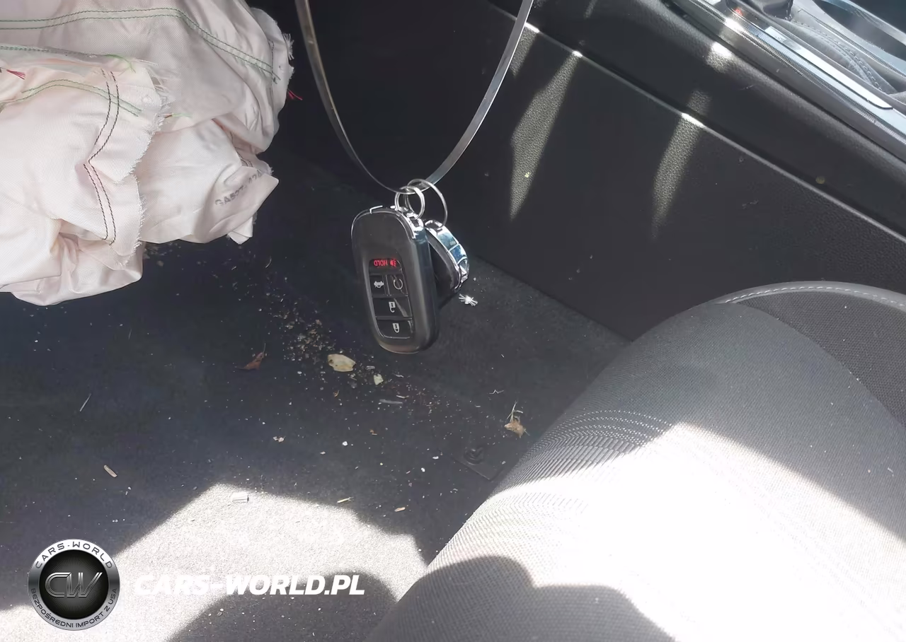 2022 Honda Civic Sport VIN:2HGFE2F5XNH593235 - 11