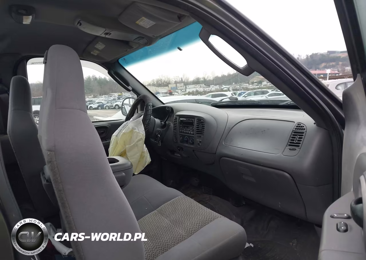 2003 Ford F-150 Xl-Xlt VIN:1FTRF18L53NB37260 - 5