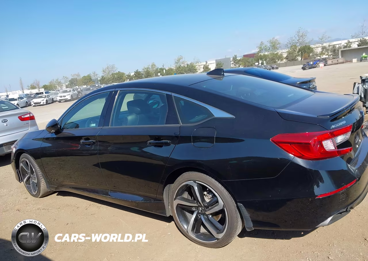 2022 Honda Accord Sport VIN:1HGCV1F34NA057682 - 14
