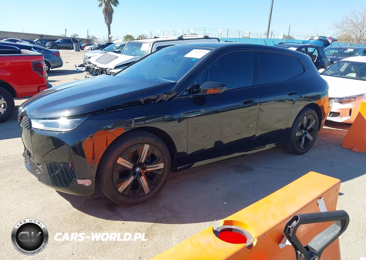 2025 BMW Ix xDrive50 VIN:WB523CF00SCS07882 - 2