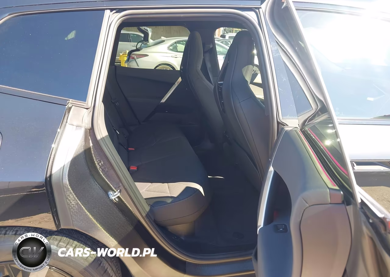 2025 BMW Ix xDrive50 VIN:WB523CF00SCS07882 - 8