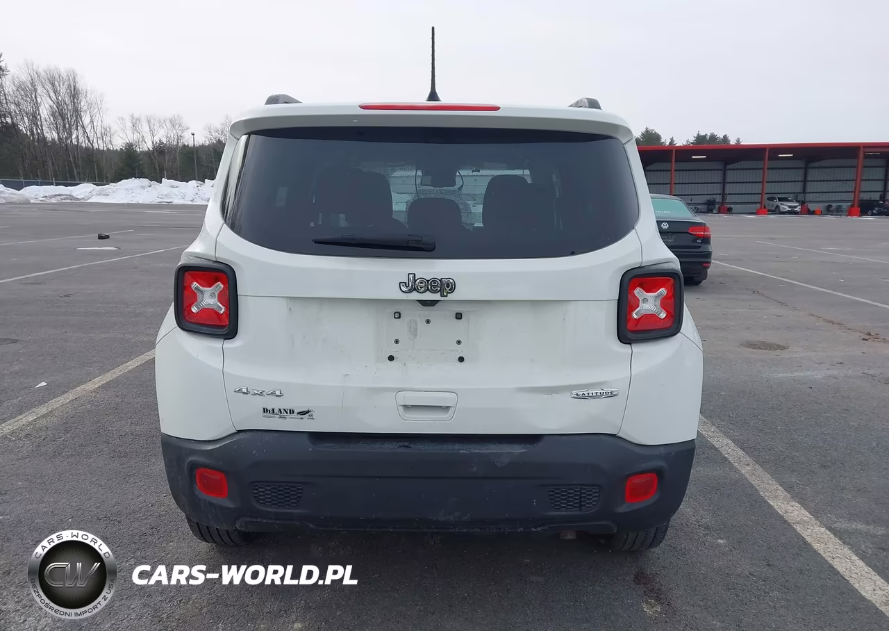 2022 Jeep Renegade Latitude 4X4 VIN:ZACNJDB11NPN71785 - 16