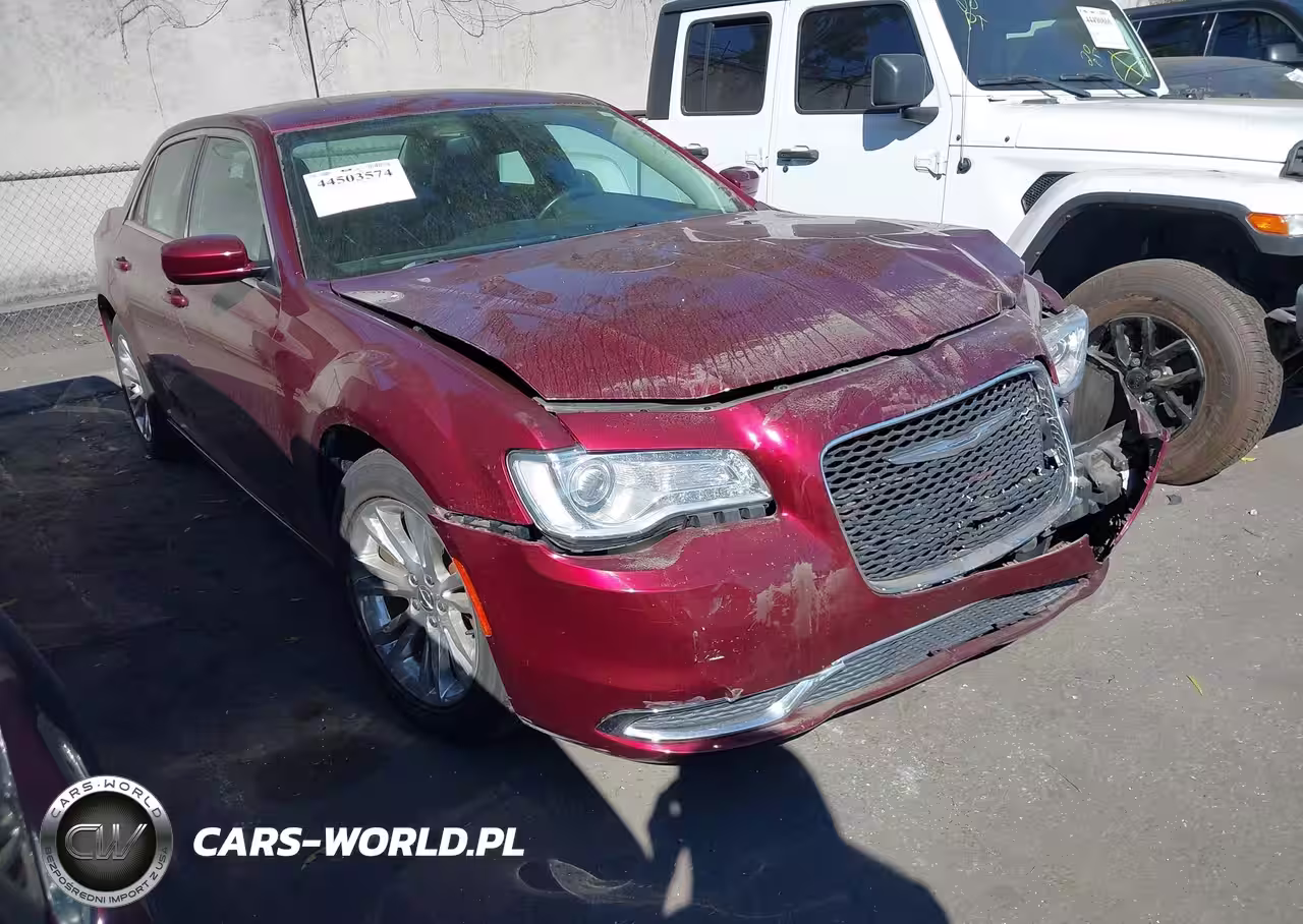 2016 Chrysler 300 Limited