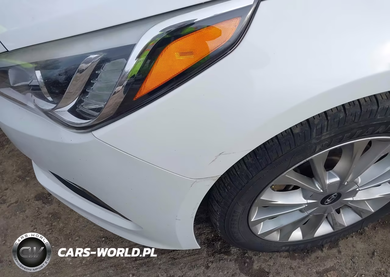 2015 Hyundai Sonata Limited VIN:5NPE34AF6FH091360 - 14