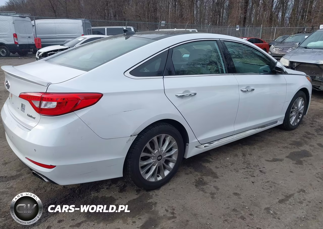 2015 Hyundai Sonata Limited VIN:5NPE34AF6FH091360 - 4