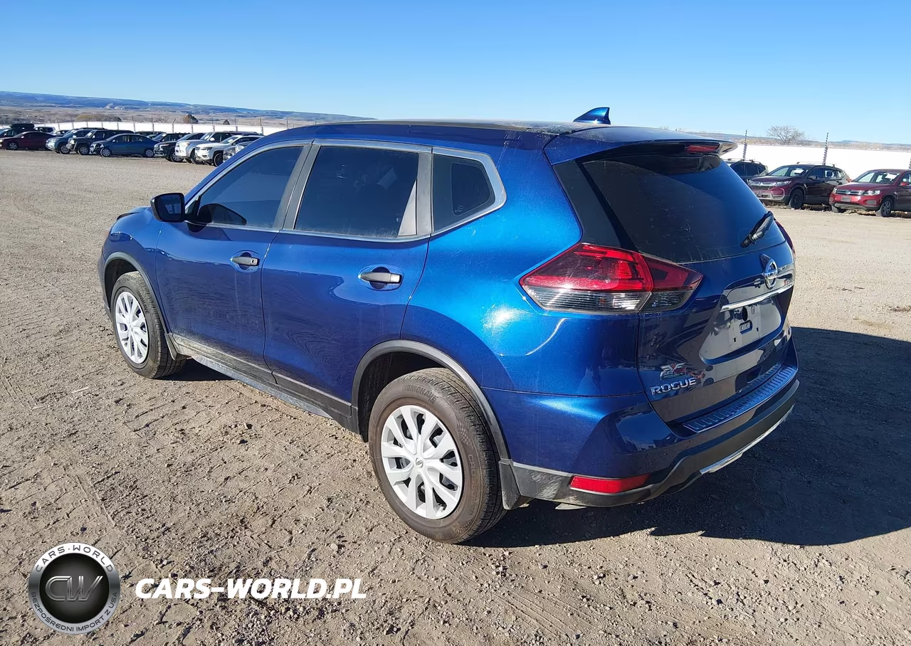 2018 Nissan Rogue S VIN:5N1AT2MV5JC716790 - 3