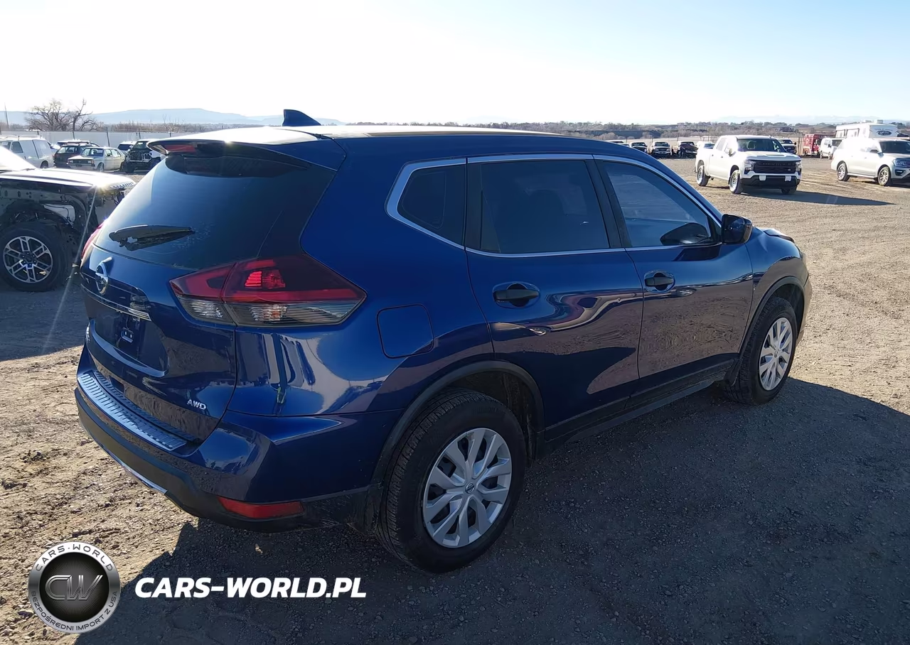2018 Nissan Rogue S VIN:5N1AT2MV5JC716790 - 4