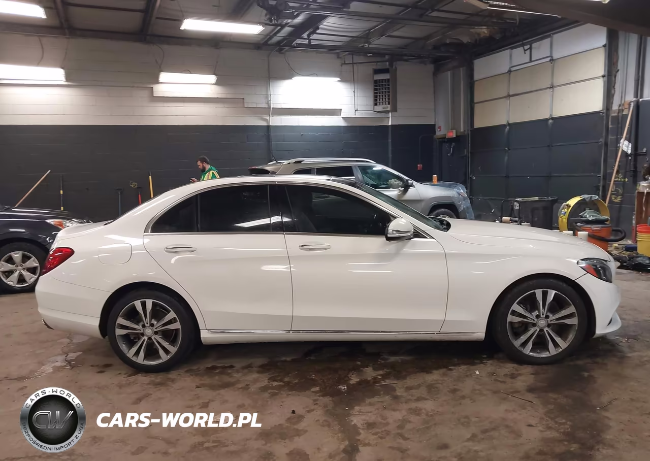 2015 Mercedes-Benz C 300 4Matic VIN:55SWF4KB5FU031302 - 14