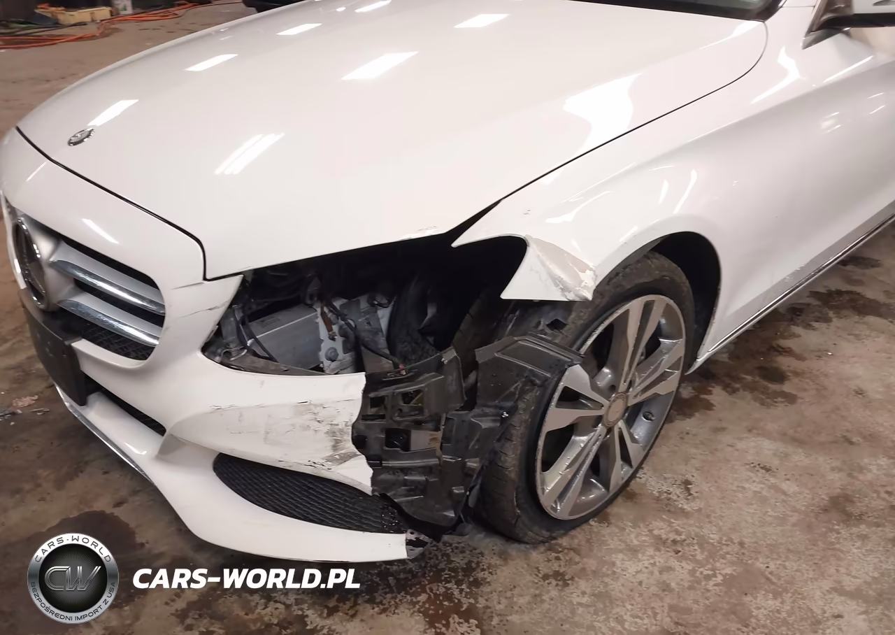 2015 Mercedes-Benz C 300 4Matic VIN:55SWF4KB5FU031302 - 6