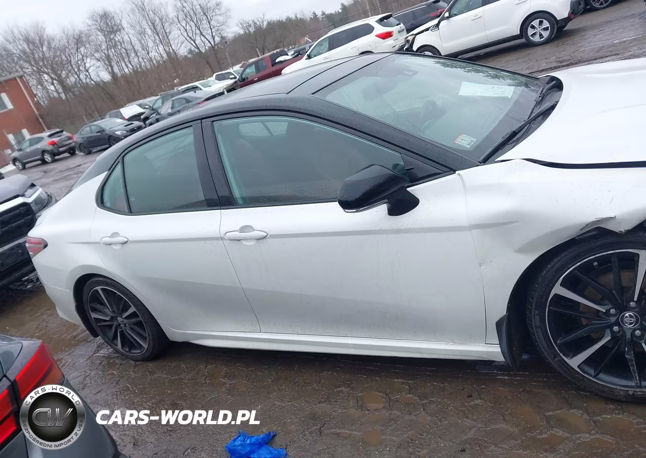 2019 Toyota Camry Xse VIN:4T1B61HK8KU201767 - 13
