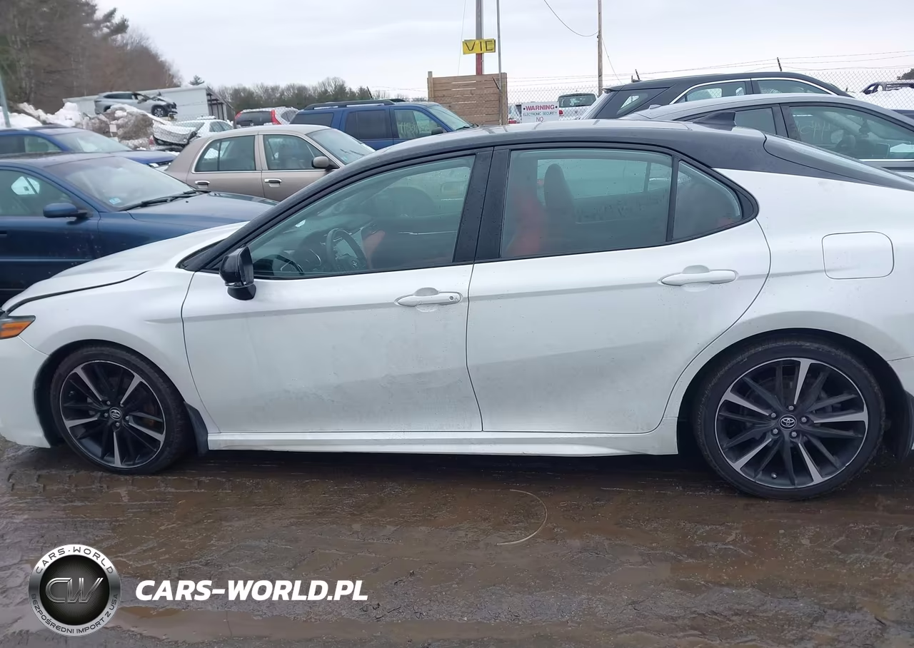 2019 Toyota Camry Xse VIN:4T1B61HK8KU201767 - 14
