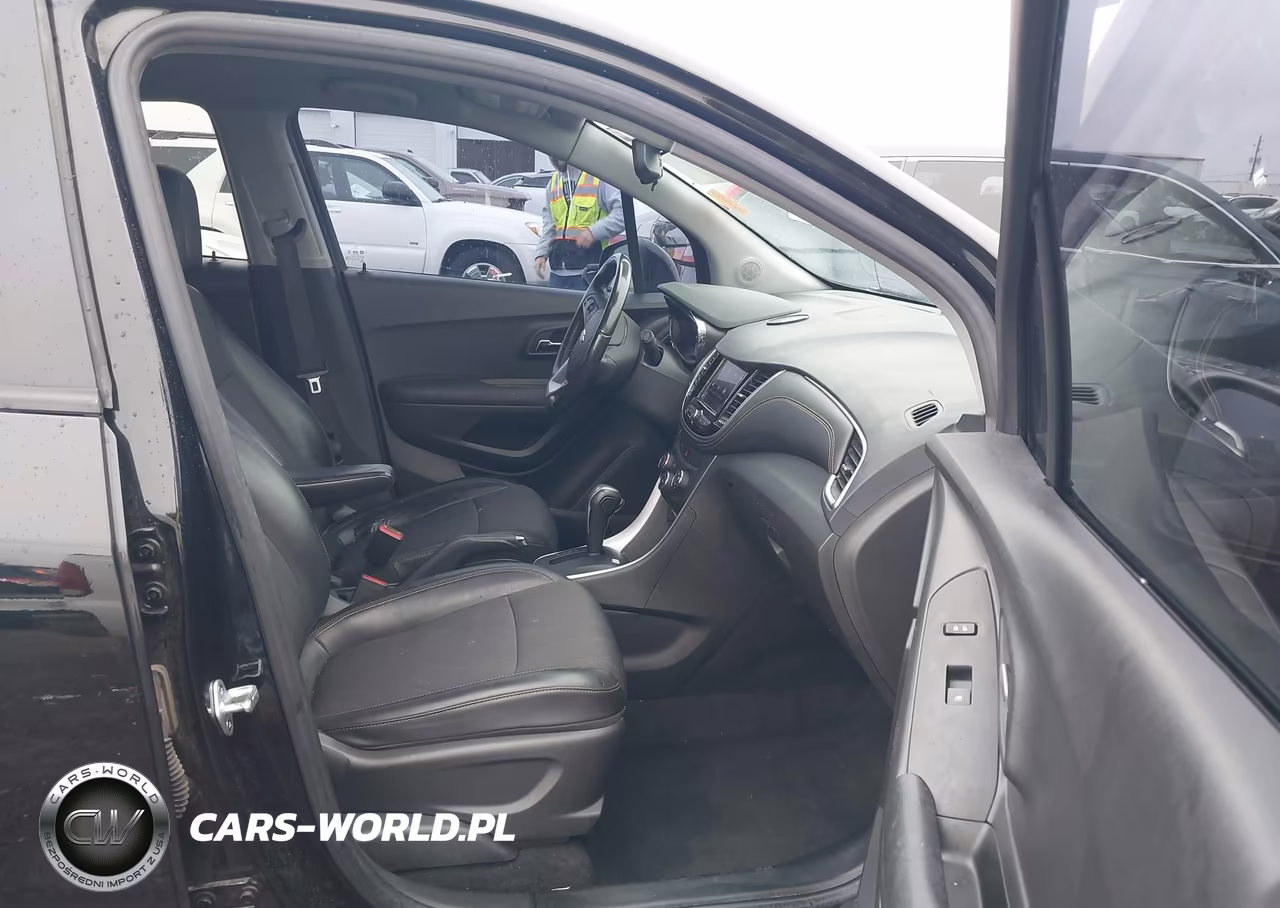 2021 Chevrolet Trax Awd Lt VIN:KL7CJPSM5MB361296 - 5