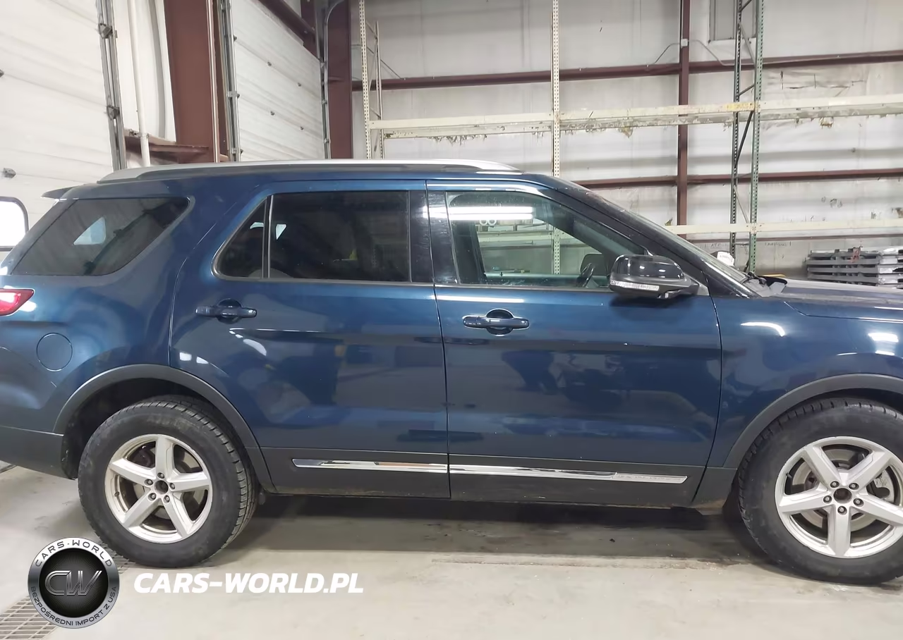 2017 Ford Explorer Xlt VIN:1FM5K8D8XHGC98327 - 14