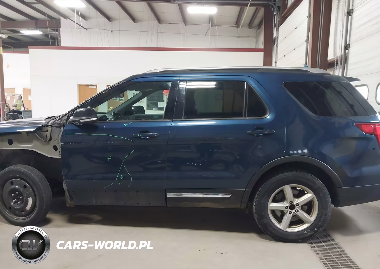 2017 Ford Explorer Xlt VIN:1FM5K8D8XHGC98327 - 15