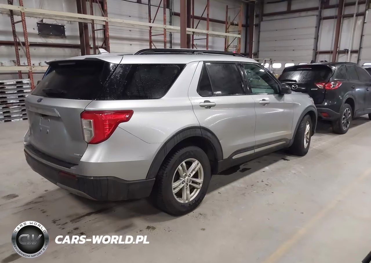 2020 Ford Explorer Xlt VIN:1FMSK8DH2LGC20474 - 4