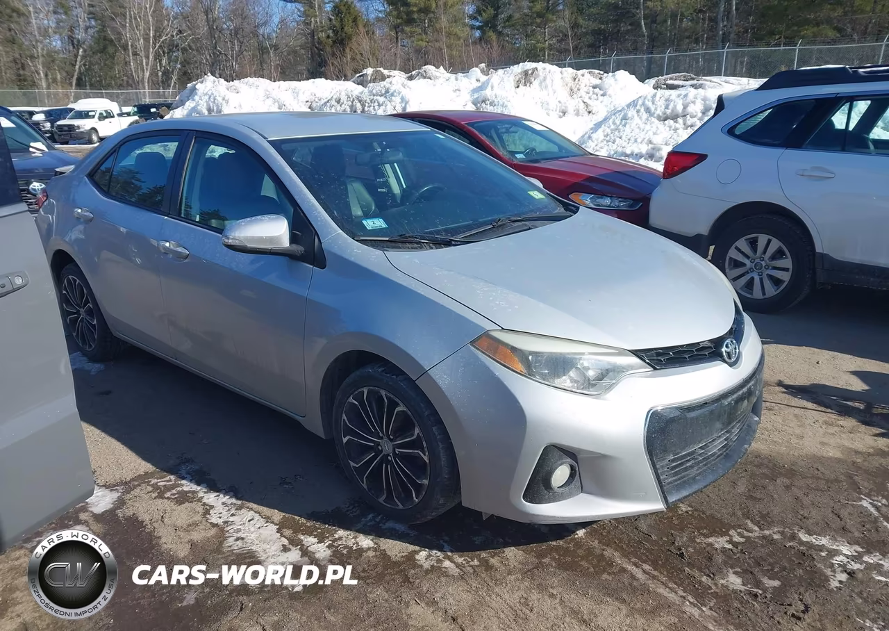 2015 Toyota Corolla S Plus