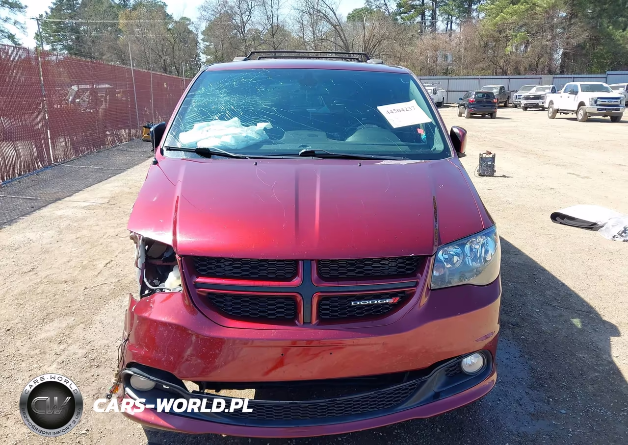 2018 Dodge Grand Caravan Gt VIN:2C4RDGEG0JR297059 - 13