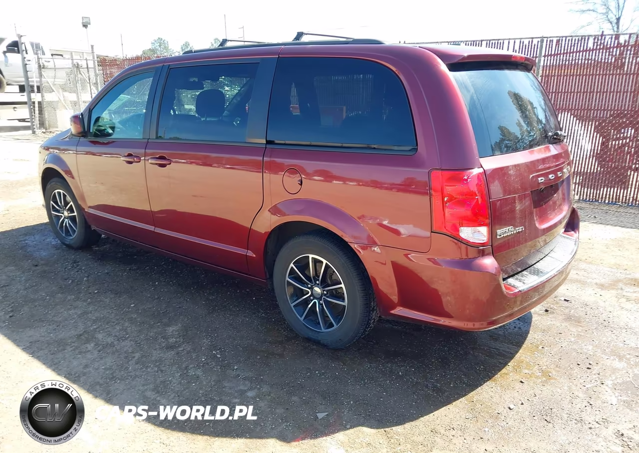 2018 Dodge Grand Caravan Gt VIN:2C4RDGEG0JR297059 - 3