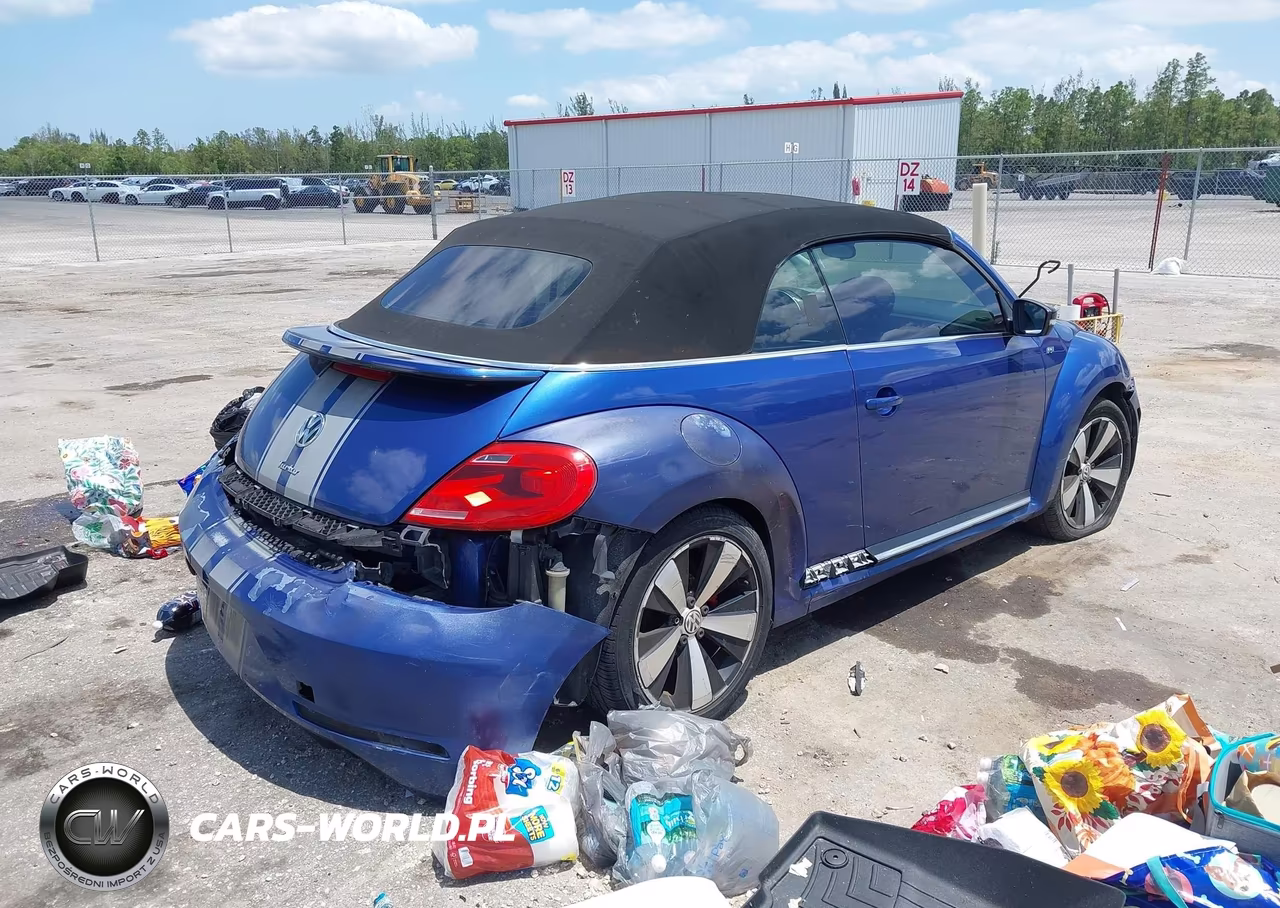 2014 Volkswagen Beetle 2.0T R-Line VIN:3VW7T7AT5EM813875 - 4