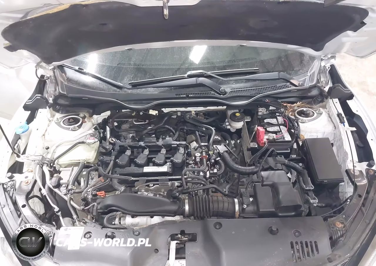 2018 Honda Civic Sport VIN:SHHFK7G4XJU214789 - 10