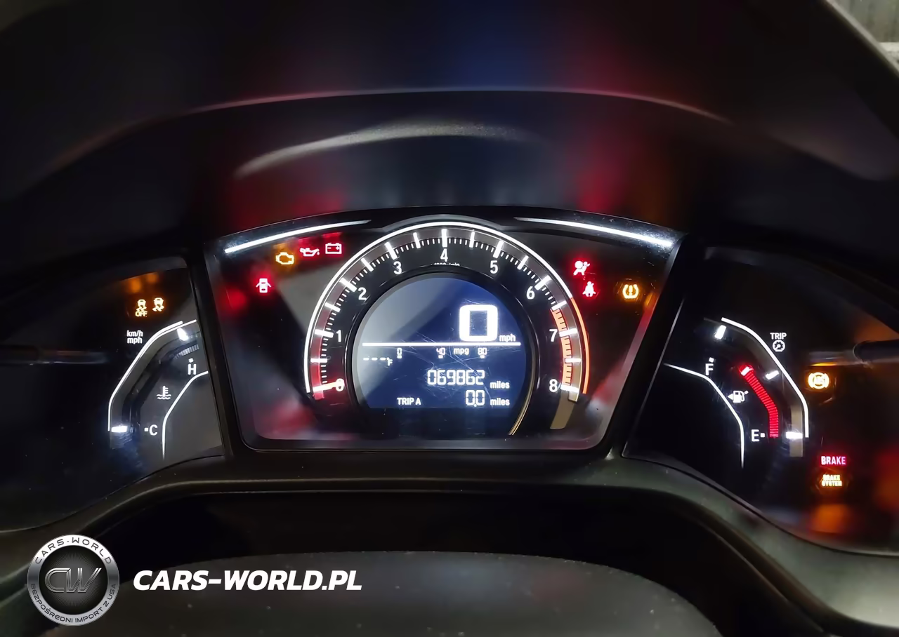 2018 Honda Civic Sport VIN:SHHFK7G4XJU214789 - 7
