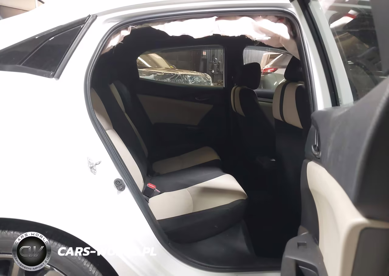 2018 Honda Civic Sport VIN:SHHFK7G4XJU214789 - 8