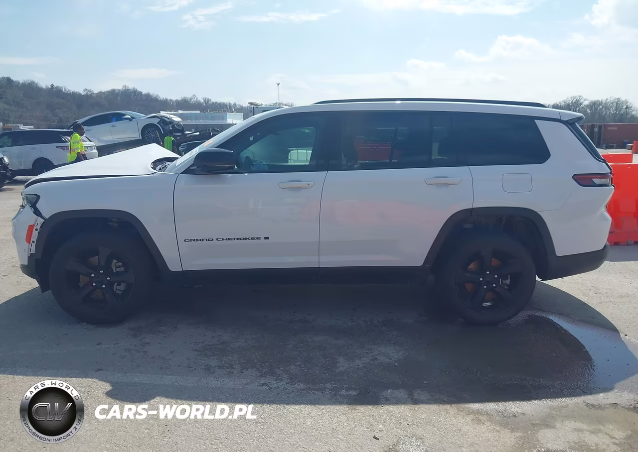 2024 Jeep Grand Cherokee L Limited 4X4 VIN:1C4RJKBG8R8543797 - 14