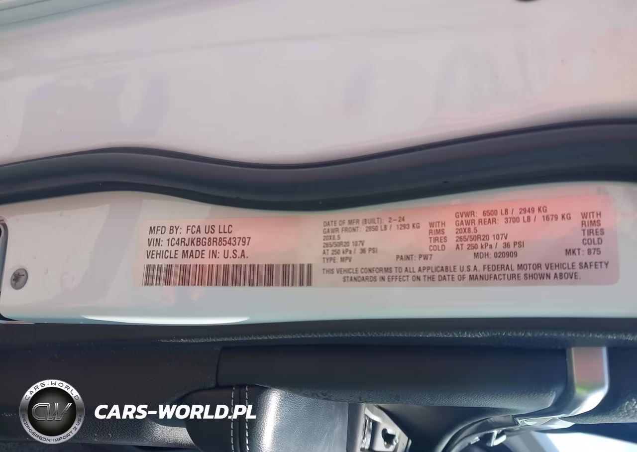 2024 Jeep Grand Cherokee L Limited 4X4 VIN:1C4RJKBG8R8543797 - 9