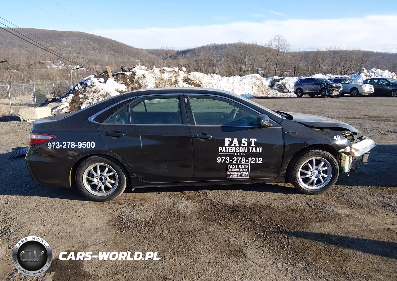 2015 Toyota Camry Hybrid Le VIN:4T1BD1FK0FU152918 - 14