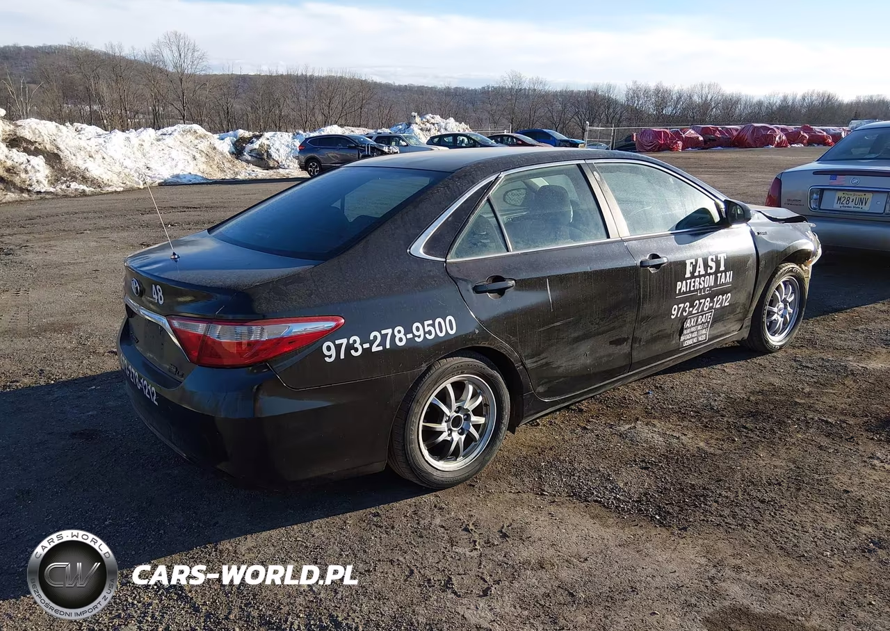2015 Toyota Camry Hybrid Le VIN:4T1BD1FK0FU152918 - 4