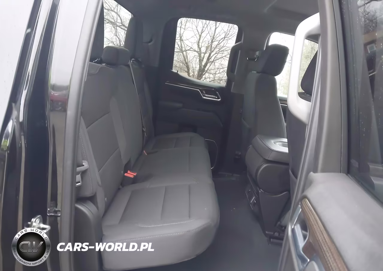 2023 Chevrolet Silverado 1500 VIN:1GCRDKEK7PZ272603 - 8