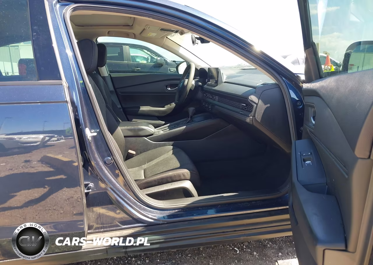 2025 Honda Accord Se VIN:1HGCY1F44SA002192 - 5