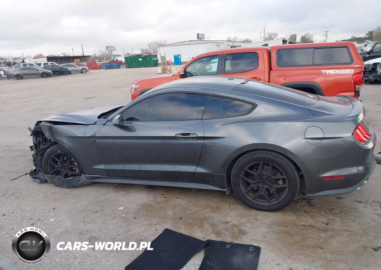 2018 Ford Mustang Ecoboost VIN:1FA6P8TH5J5104094 - 15