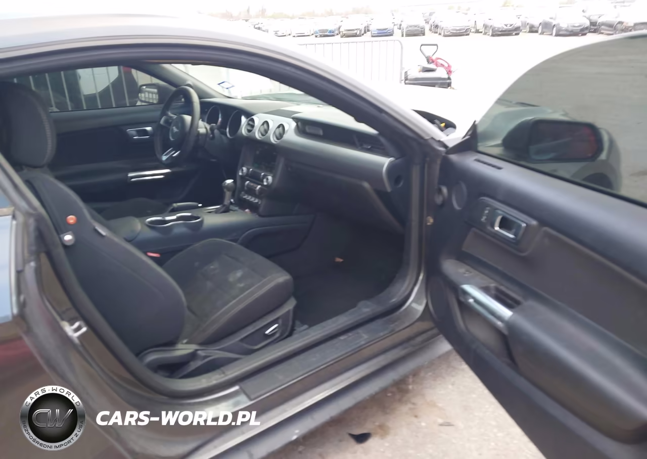 2018 Ford Mustang Ecoboost VIN:1FA6P8TH5J5104094 - 5