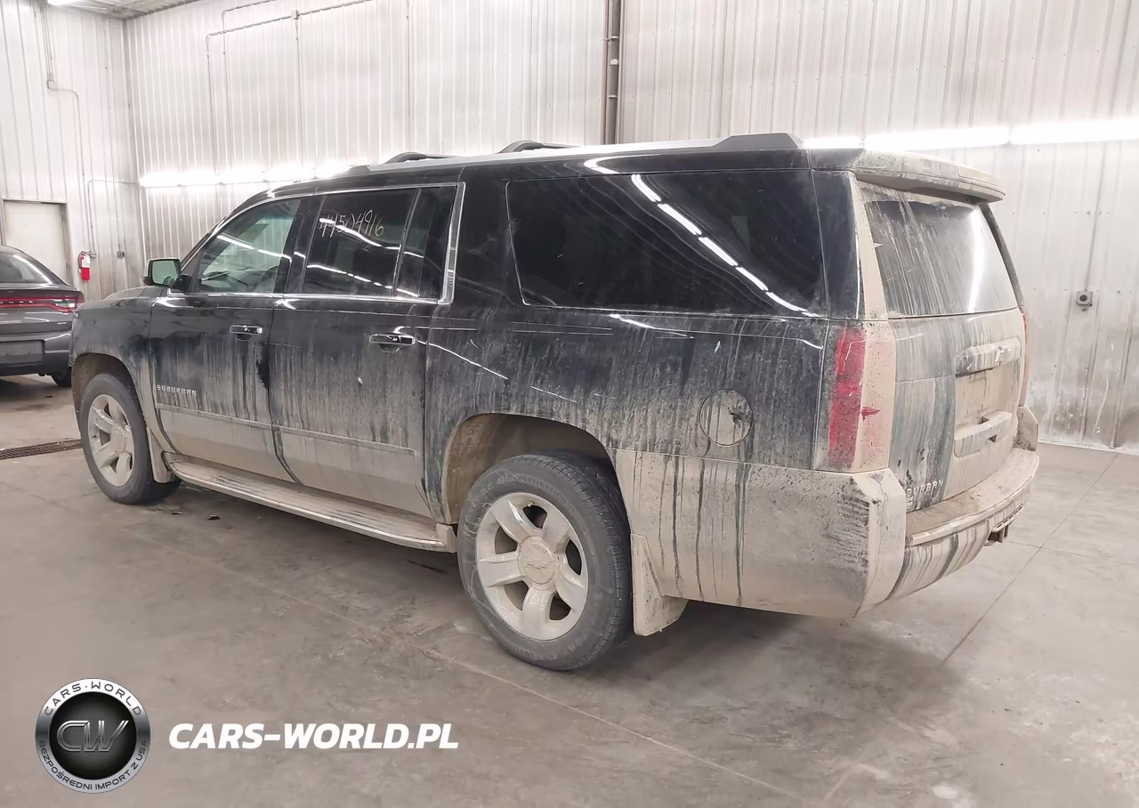 2017 Chevrolet Suburban Premier VIN:1GNSKJKC7HR119372 - 3
