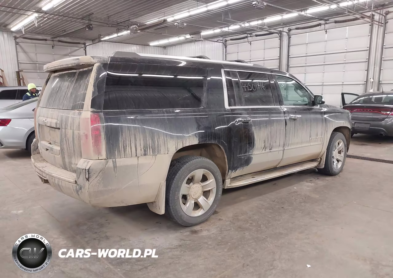 2017 Chevrolet Suburban Premier VIN:1GNSKJKC7HR119372 - 4